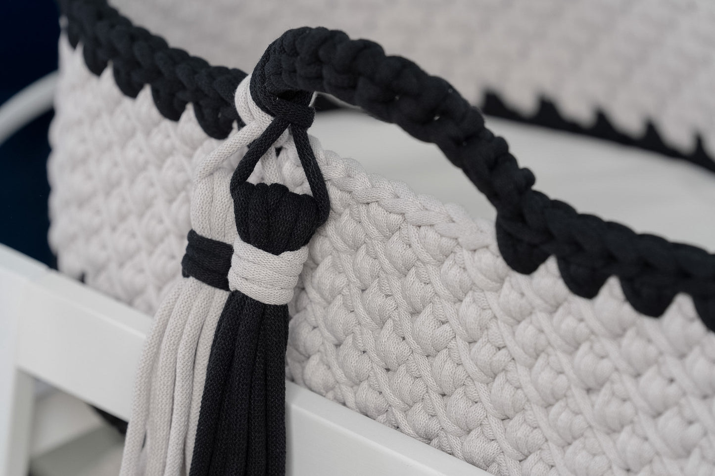 *SHIP READY* Baby Moses Basket in Our Cascade Stitch