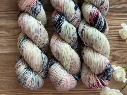 Rosewood Confetti 100g Essential Skein