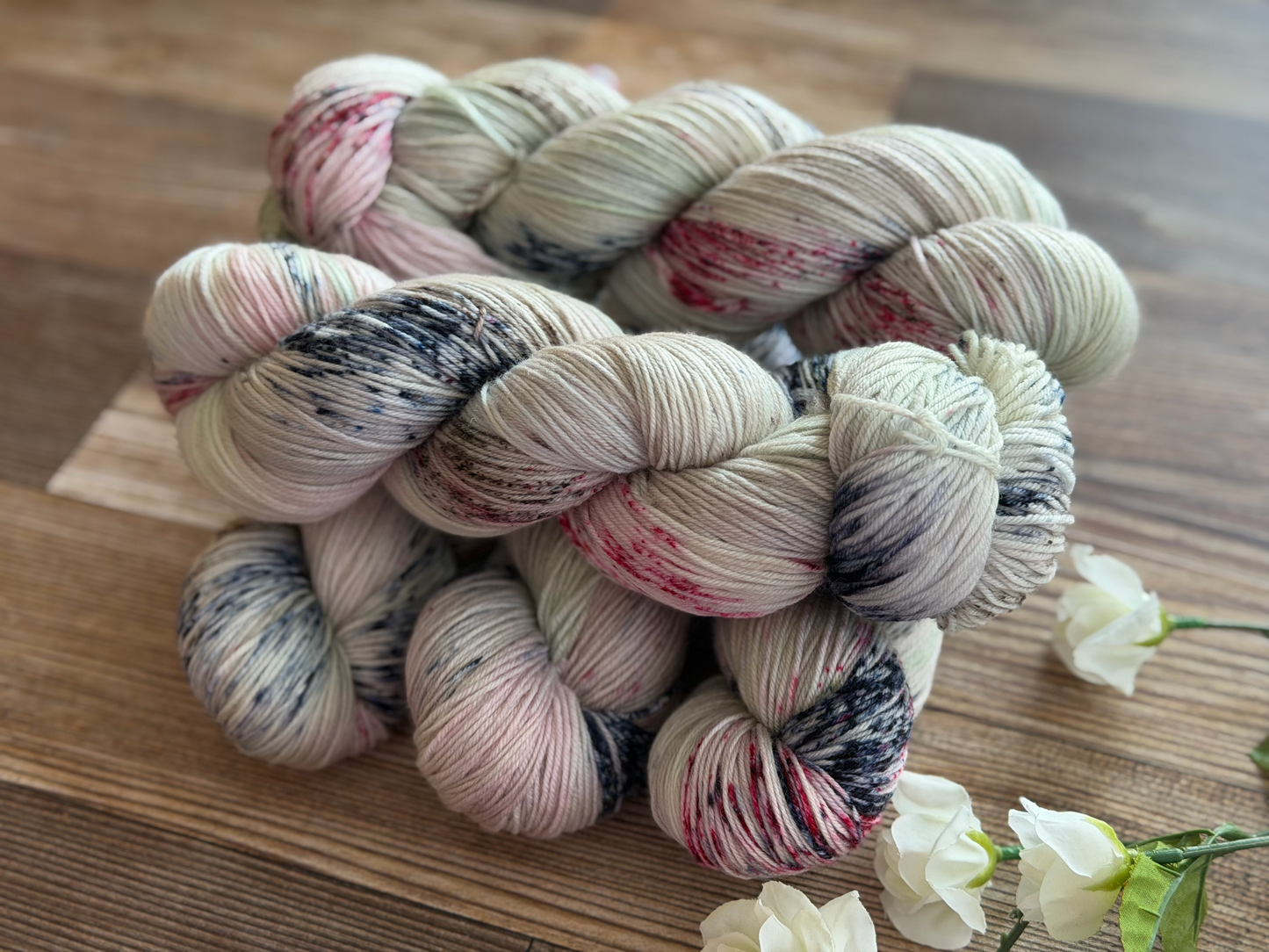 Rosewood Confetti 100g Essential Skein