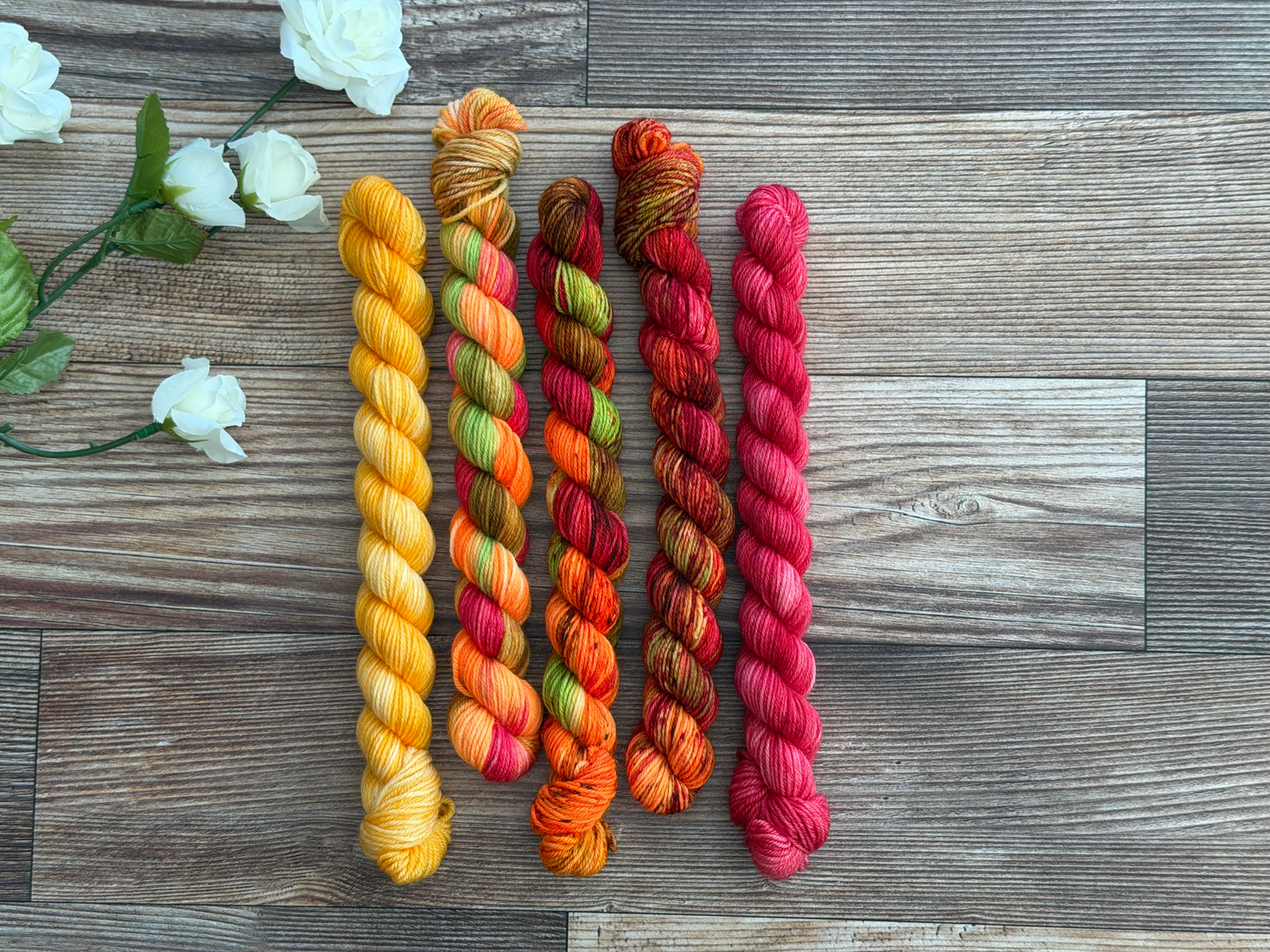 Ember Rostrata Petite Luxe Set