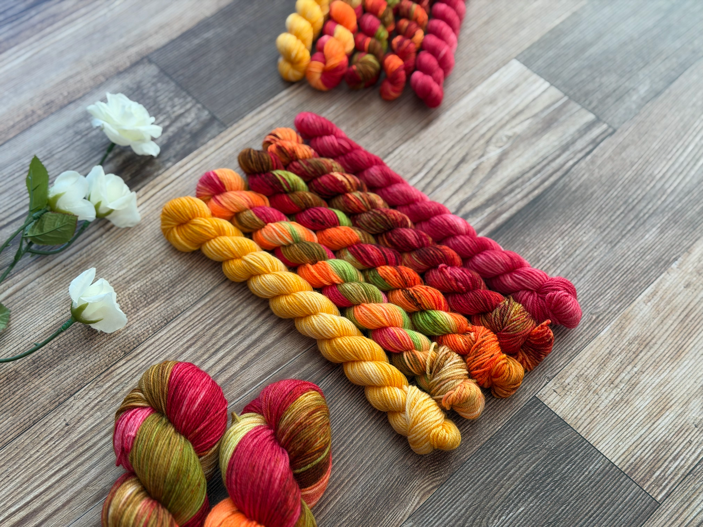 Ember Rostrata Petite Luxe Set